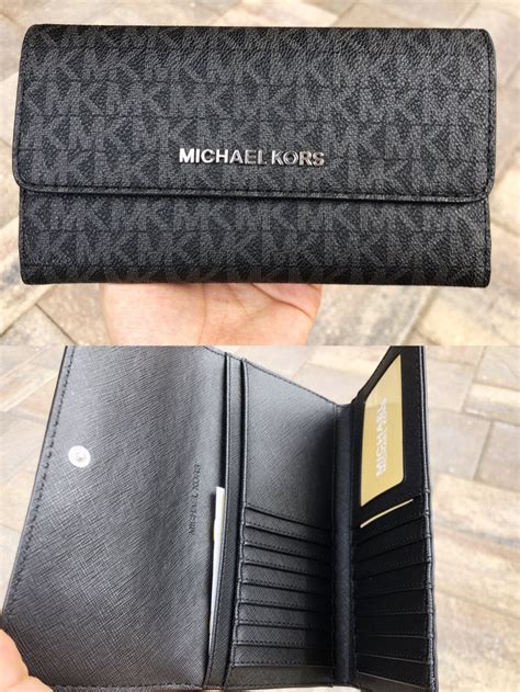 michael kors jet set carry all wallet|Michael Kors large trifold wallet.